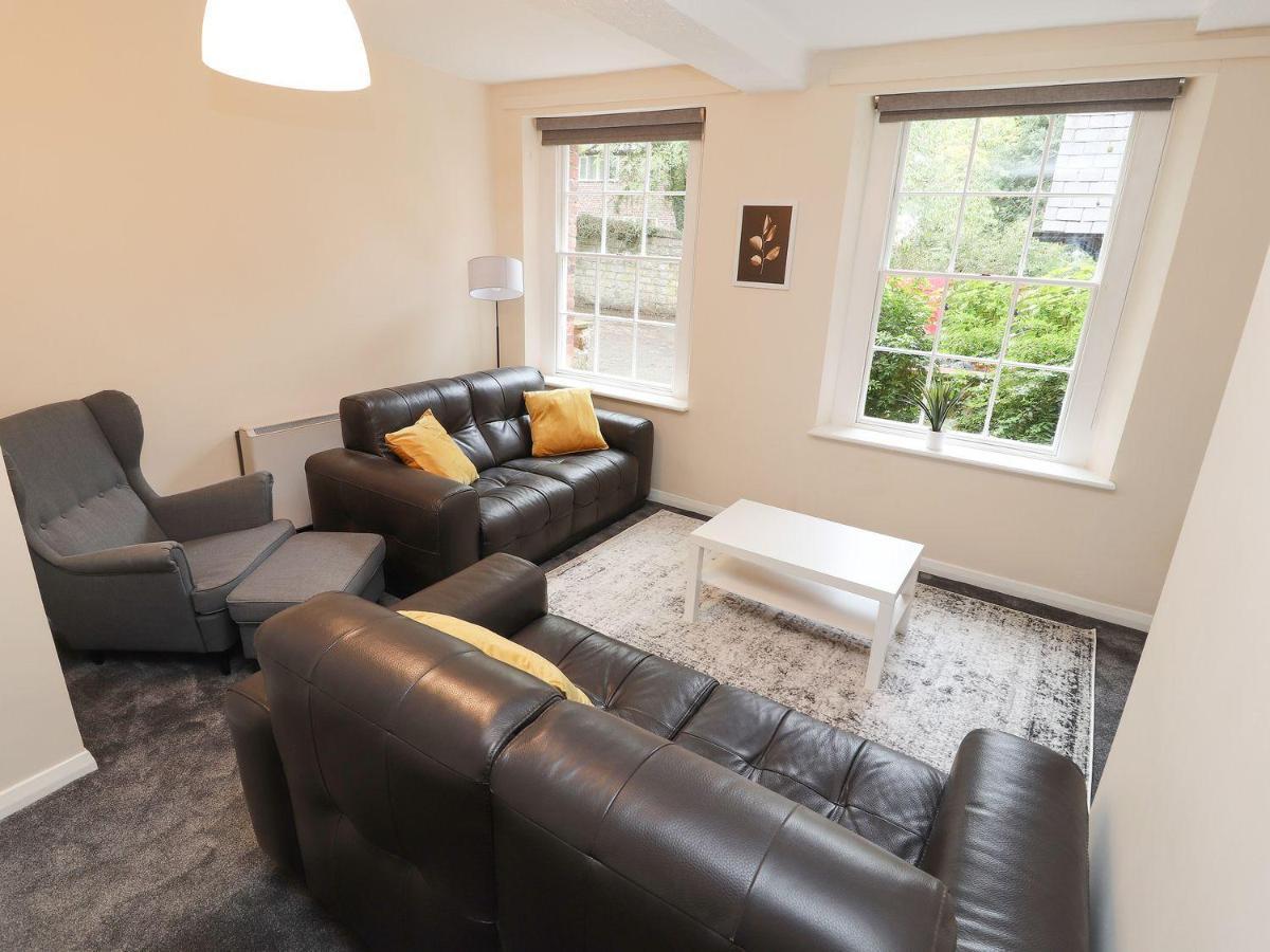 Memorial Building Apartment Ruthin Exterior foto