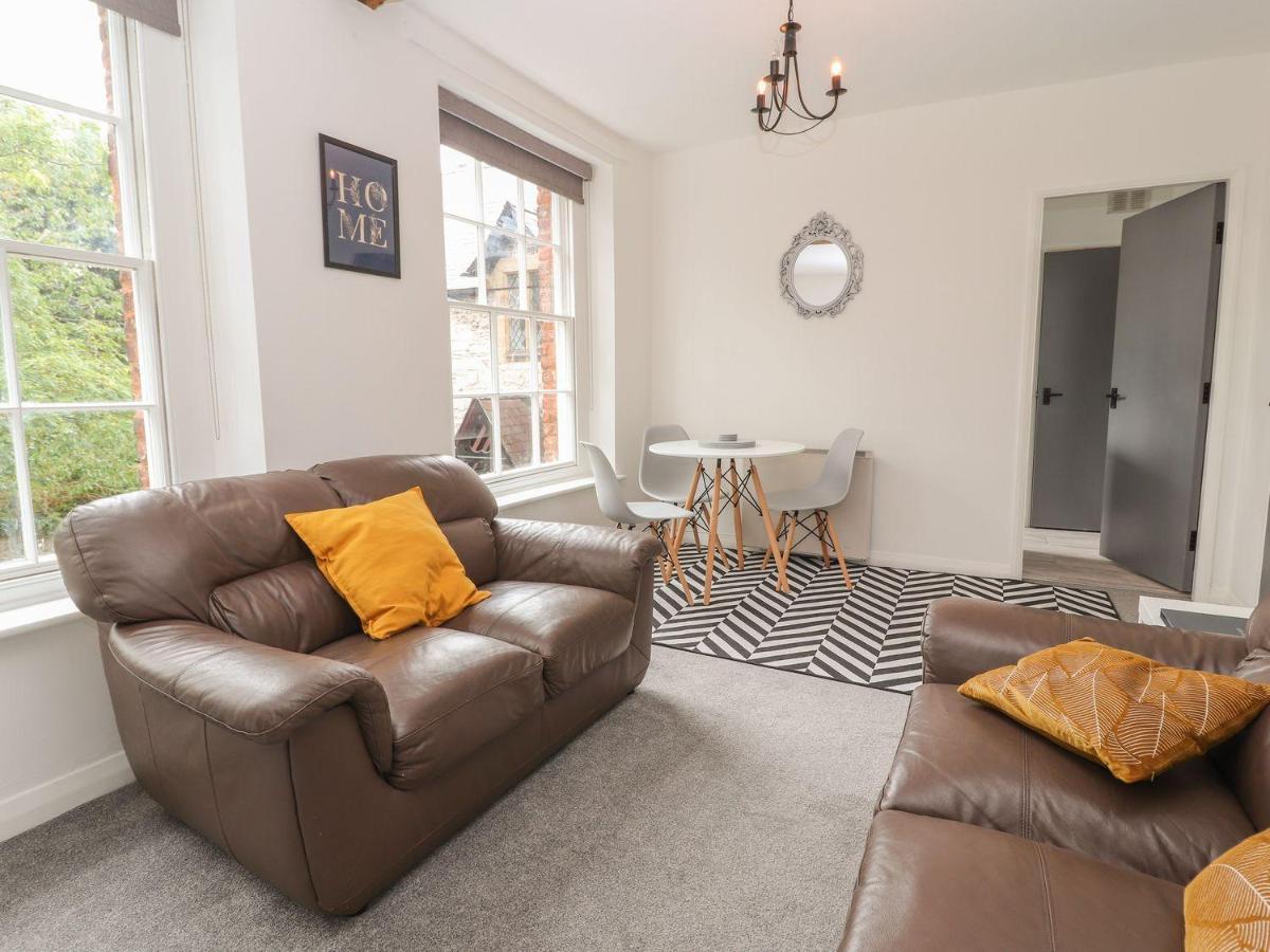 Memorial Building Apartment Ruthin Exterior foto